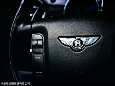 BENTLEY FLYING SPUR 賓利