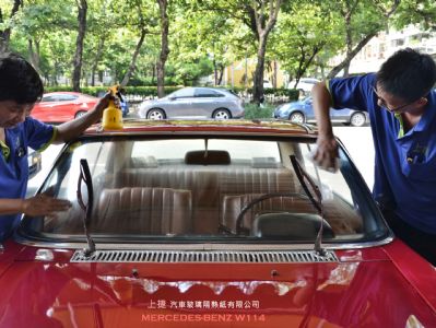 BENZ W114 前後擋風玻璃拋光研磨