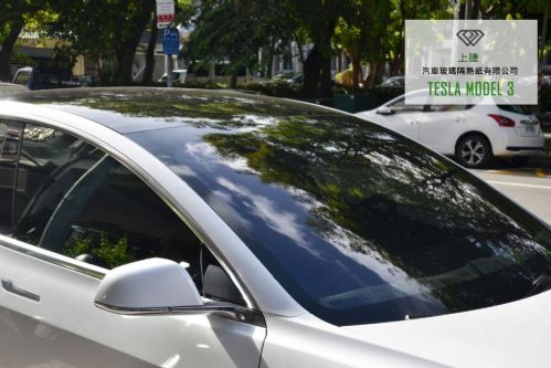 前擋選用3M極光M40~ 適合高雄的氣候!