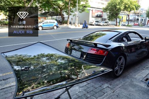 全新R8擋風玻璃已準備好